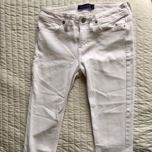 White Capris Levi Jeans
